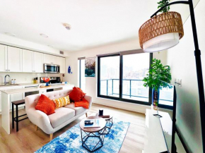 Bow River Cabin - One Bedroom Apt - River Front - Free Street Parking